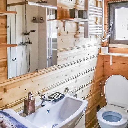 Dom wakacyjny Pet Friendly In With Wifi Ustka