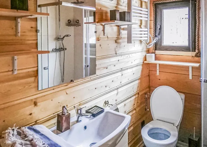 بيت للعطل Pet Friendly In With Wifi أوستكا